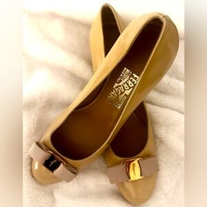 Salvatore Ferragamo Beige Flats with Bow Accent